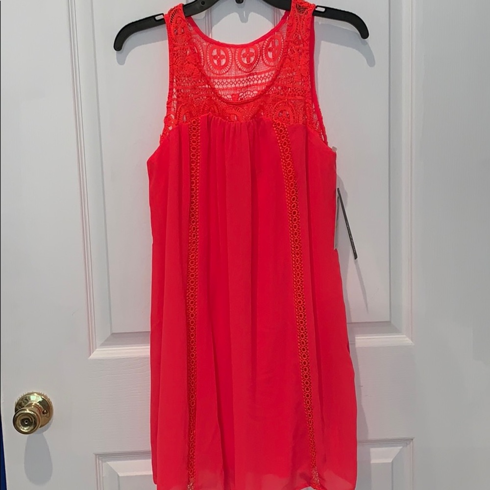 Sleeveless dress